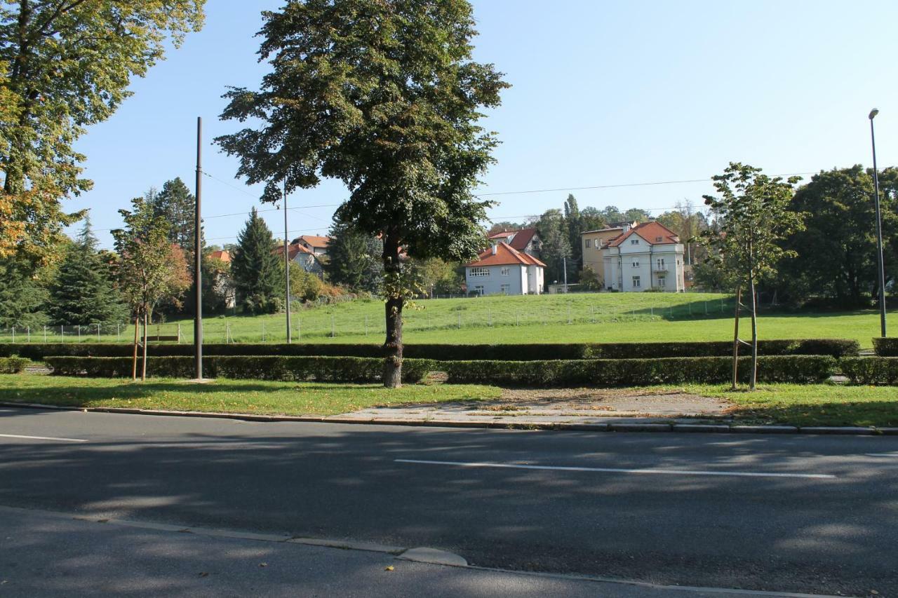 Apartment Mallinova Zagreb Exteriör bild